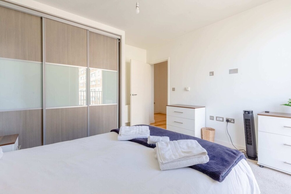 Radiant 1BD Retreat, North Maida Vale!