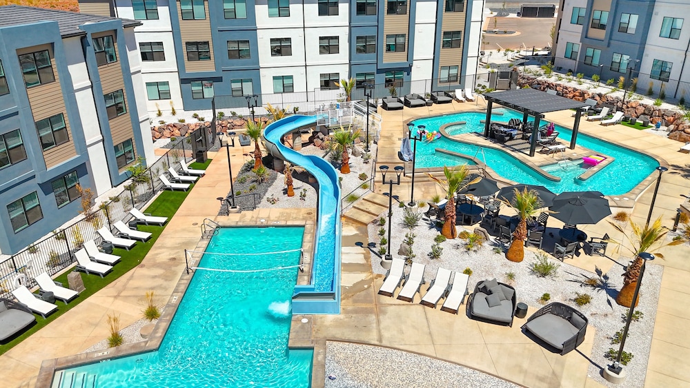Mane Stay At Terra 3 Bedroom Condo