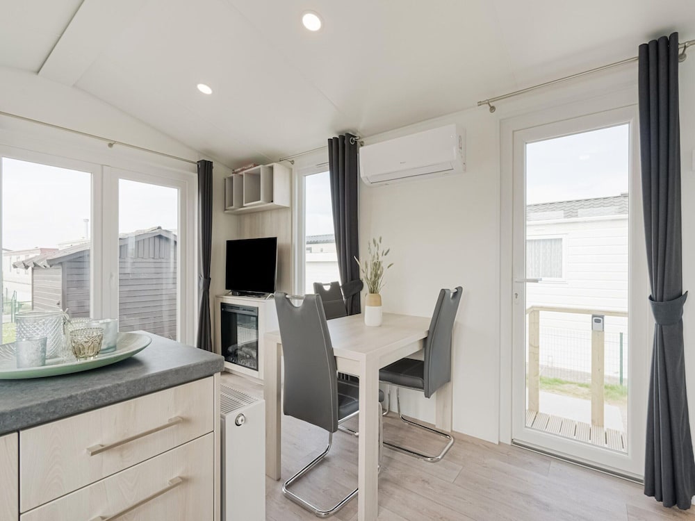 Modern Mobile Home in Middelkerke With Garden