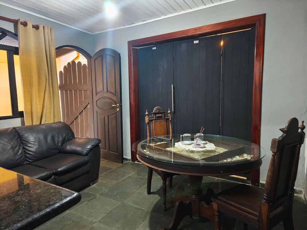House With 2 BRs and Barbecue in Ubatuba Jao0368