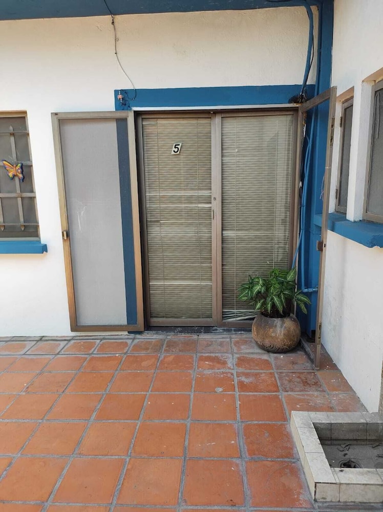 ANTIQUE Casa de Huespedes Barrio Antiguo