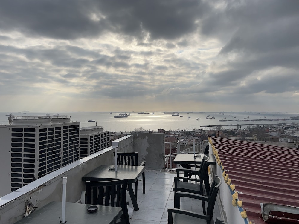 Istanbul Paris Otel & Pansiyon - Image 36