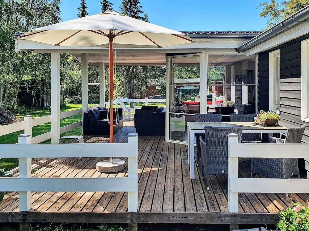 Simplistic Holiday Home in Gørlev near Sea