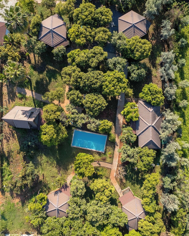 Mandarin Bungalow