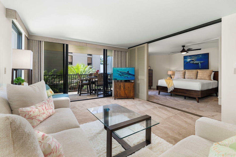 Oceanfront Island Living - Beautiful Kona Condo for Extended Stays - Vrkcv