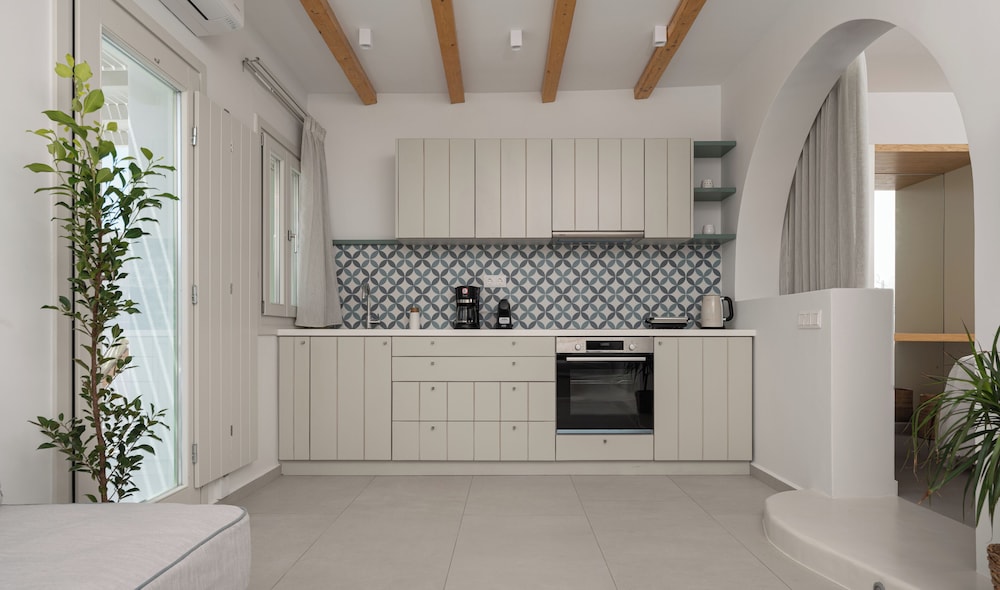 Castello Amorgos Suites
