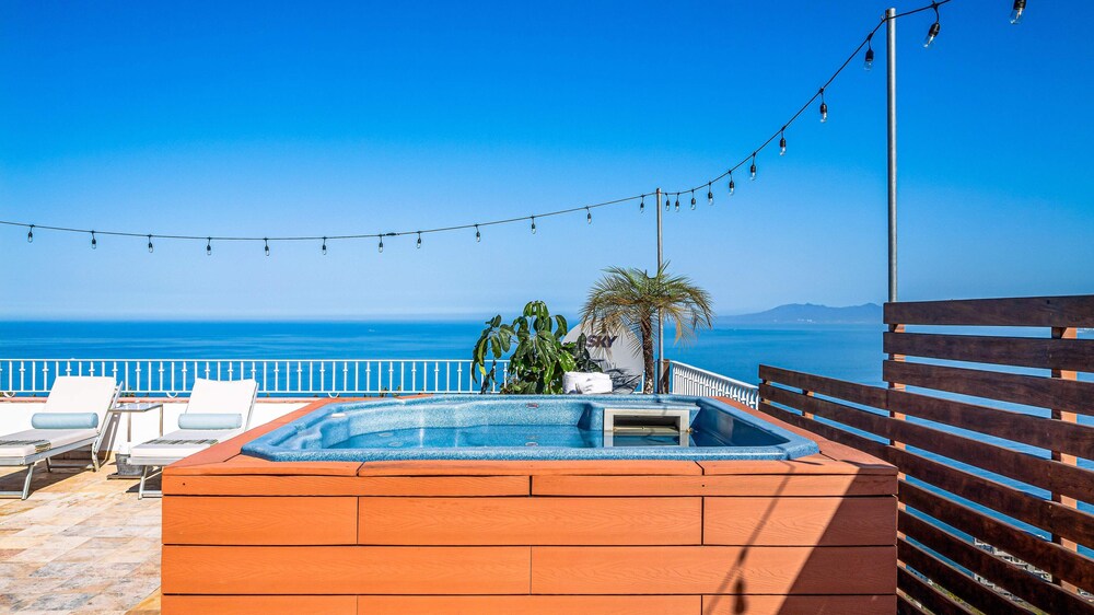 HOLT Grand Miramar Residences