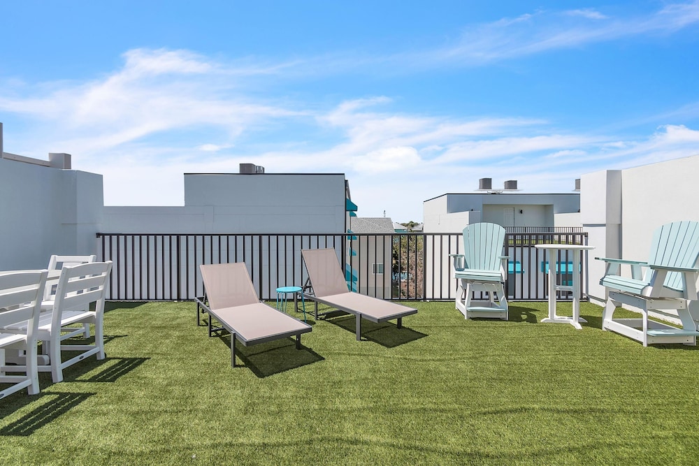 Azul Townhomes A5