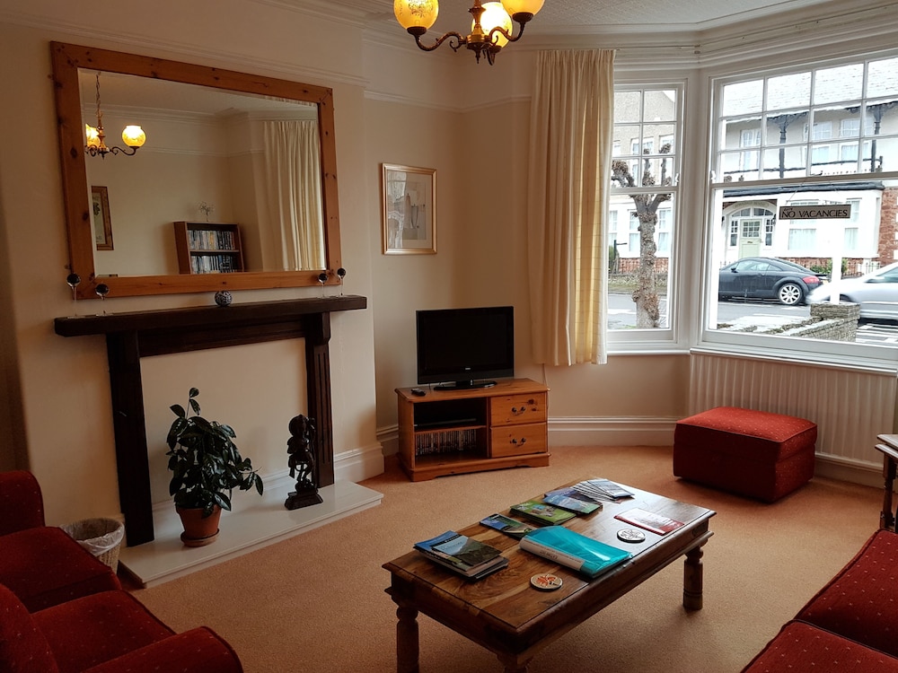 Montrose Guest House
