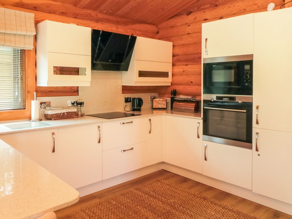 Wainstones Lodge 2