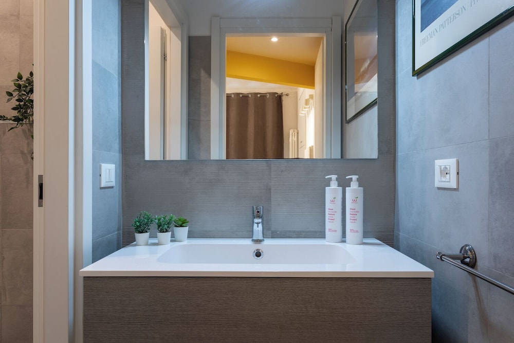 Porta Susa Studio Apartment by Wonderful Italy