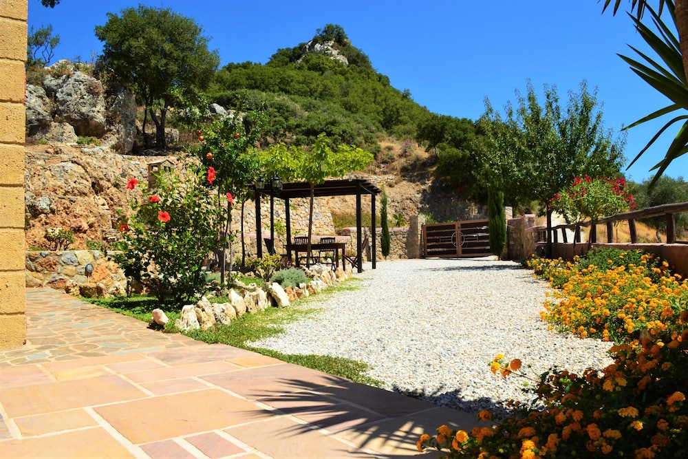 ArchonVilla view 3