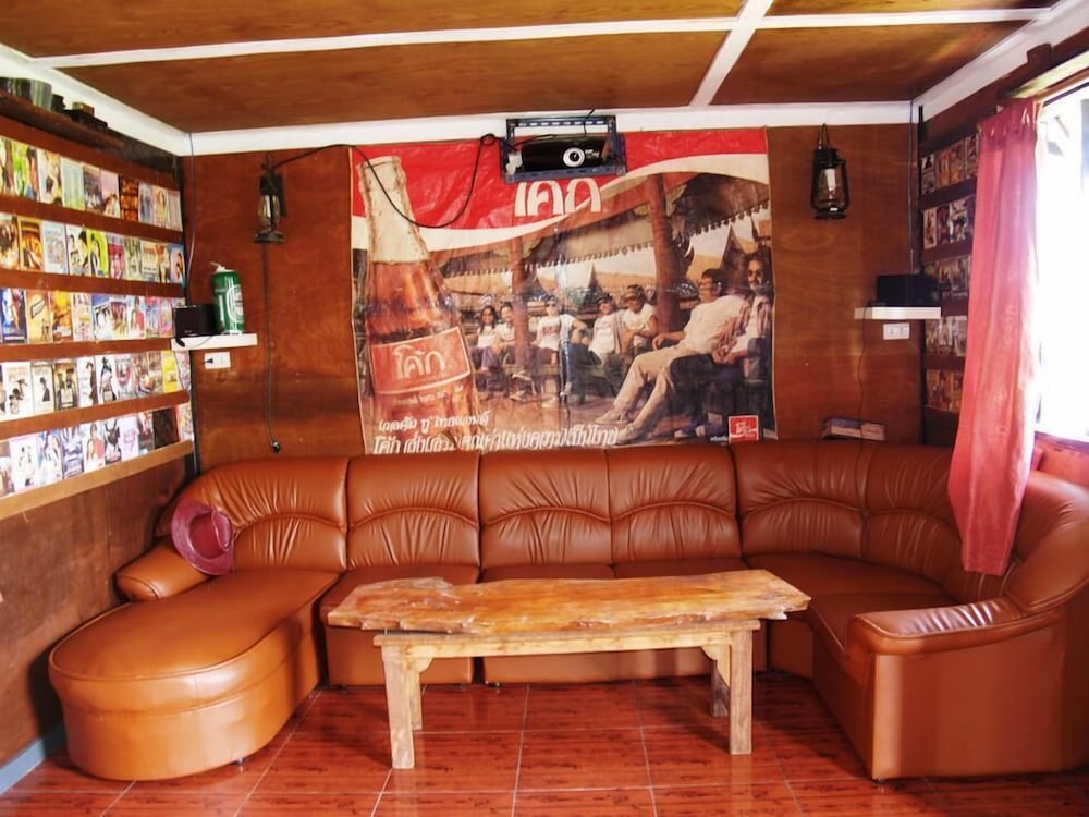 Bang Lamung Vacations - Cowboy Farm Resort Pattaya - Property Image 2