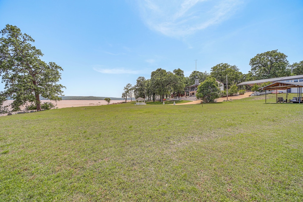 Waterfront Lake Eufaula Home: Dock & Beach Access!