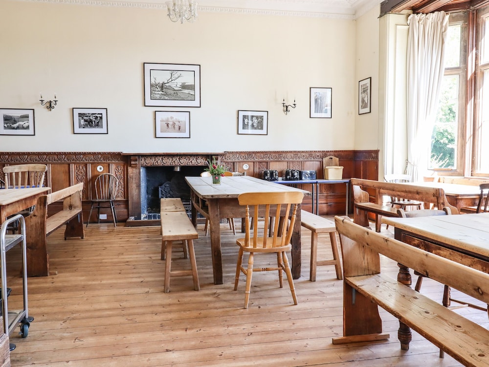 Nethercott House