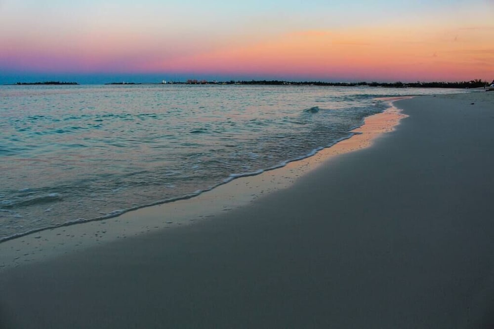 Blue Ocean Village House at Cable Beach