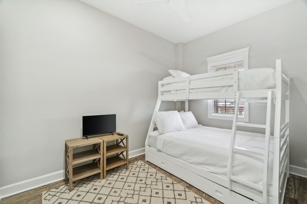 Village of South Walton by Panhandle Getaways