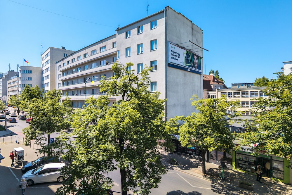 Gdynia Apartment 3 Maja by Renters view 4