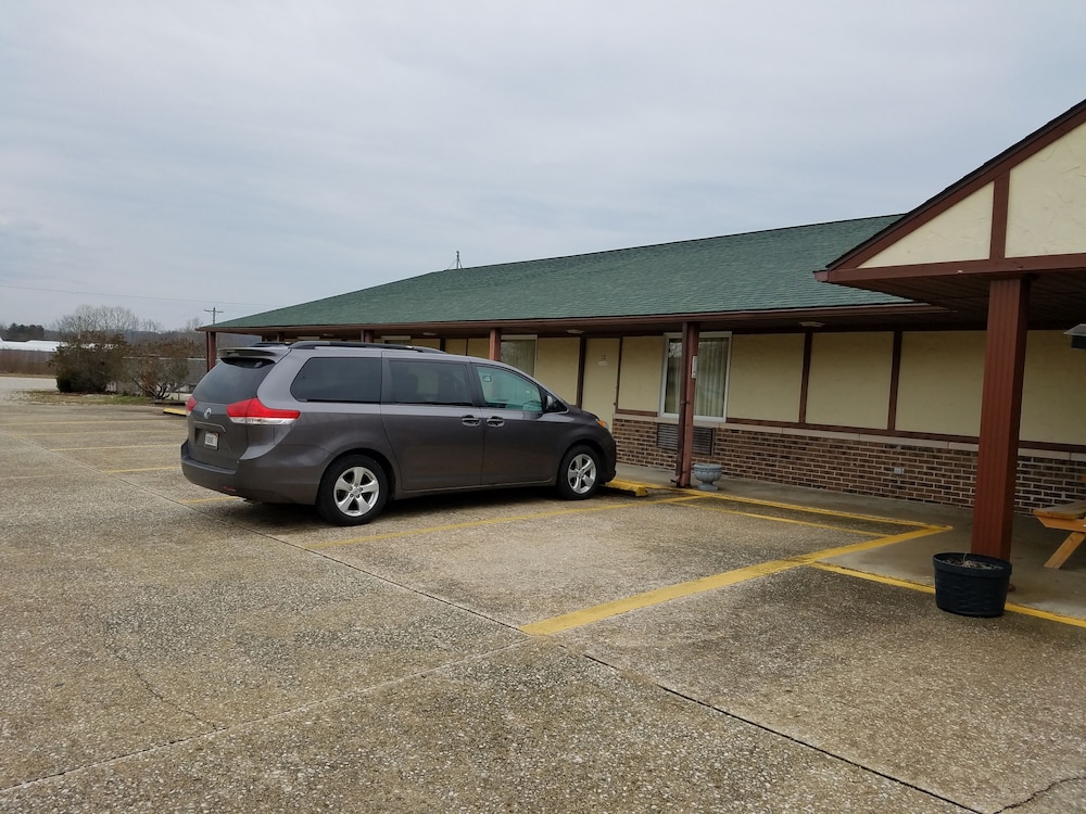 Midwest inn motel