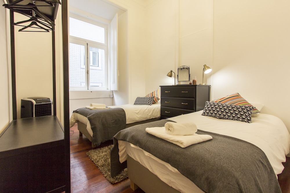 Downtown Classic by Homing