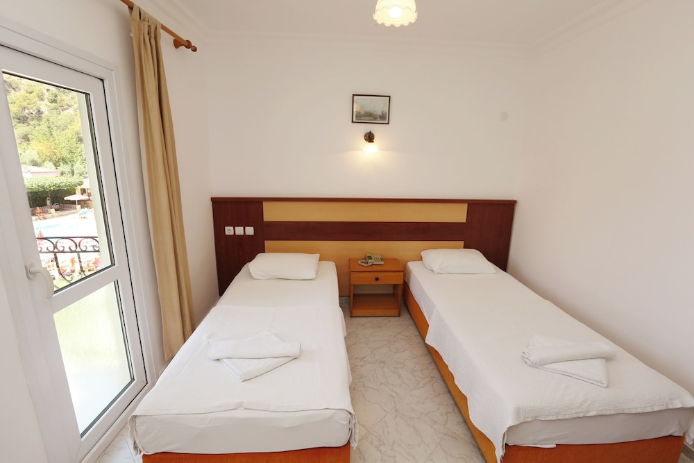 The Tower Hotel - Image 38