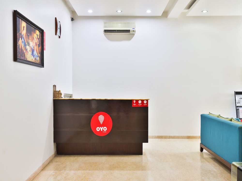OYO 12945 Hotel President