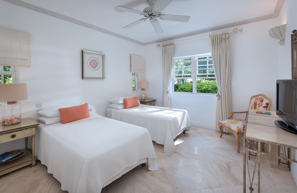 Coconut Grove 1 by Island Villas
