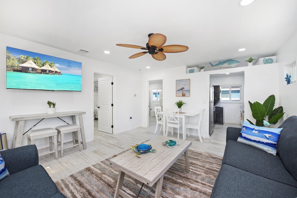 Coconut Villa B