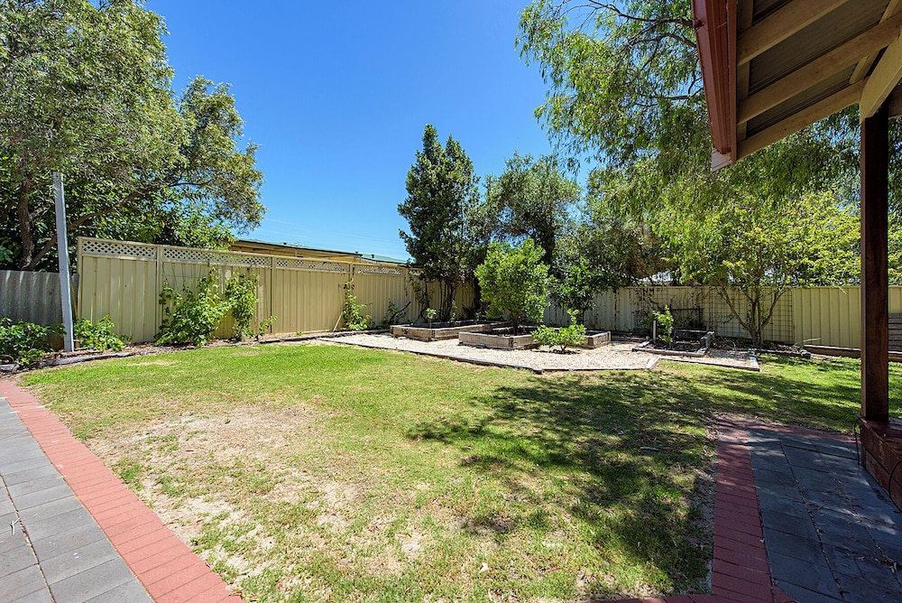 Willmott Beach House