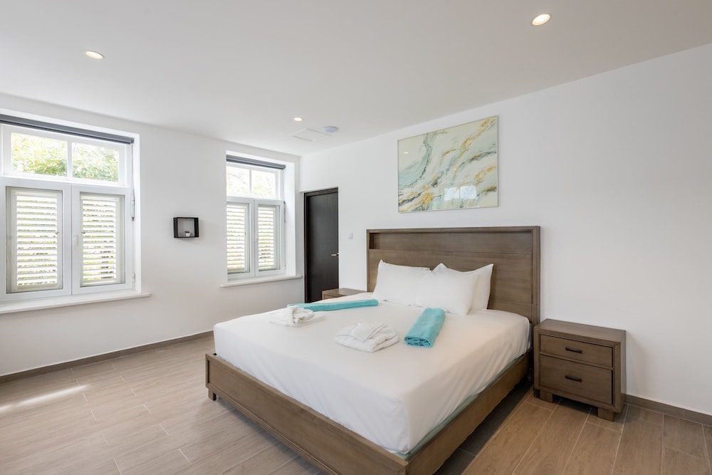 Willemstad Historic City Suites