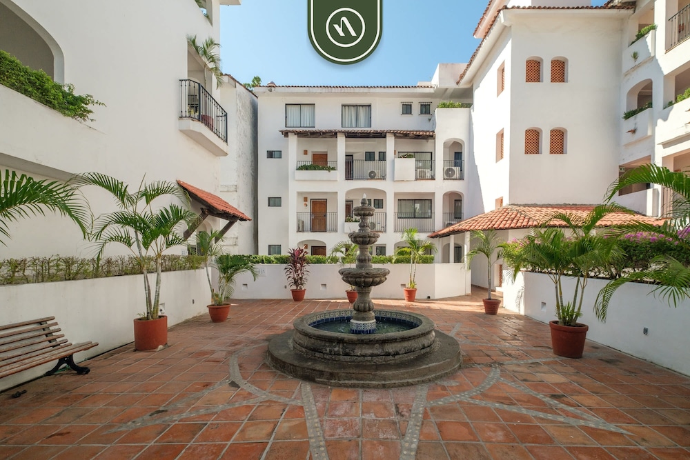 One Beach Street 310 C
