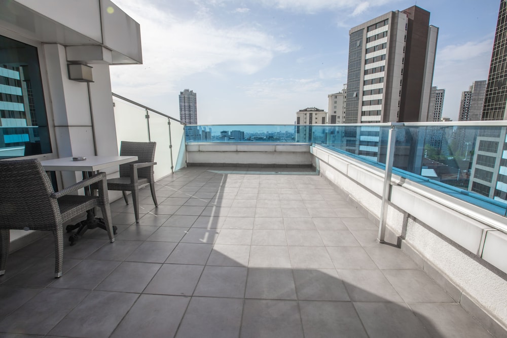 Ramada Encore by Wyndham İstanbul Kartal - Image 54