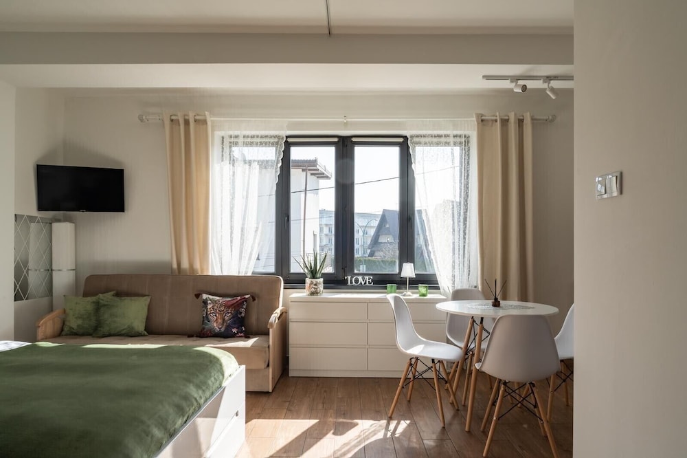 Przytulny apartament KOLEJOVA 13