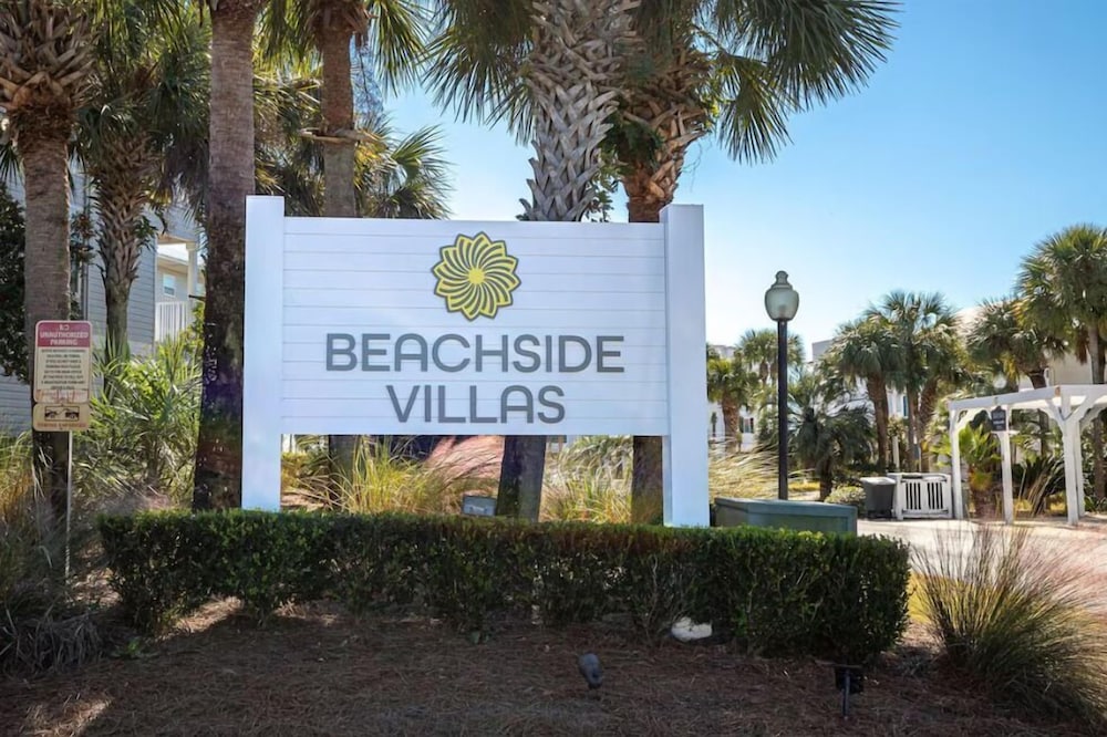 Beachside Villas 1022