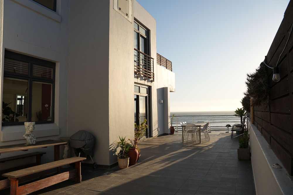 Eden on the Bay 166
