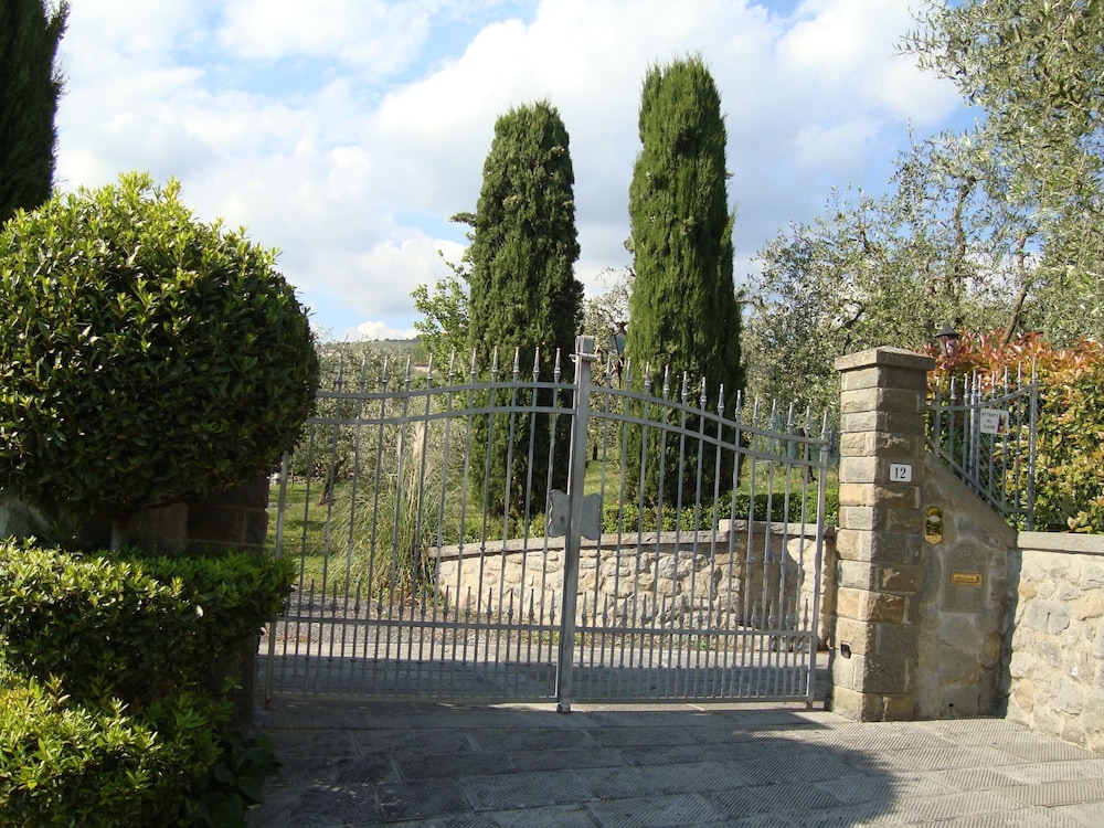 Photo 28