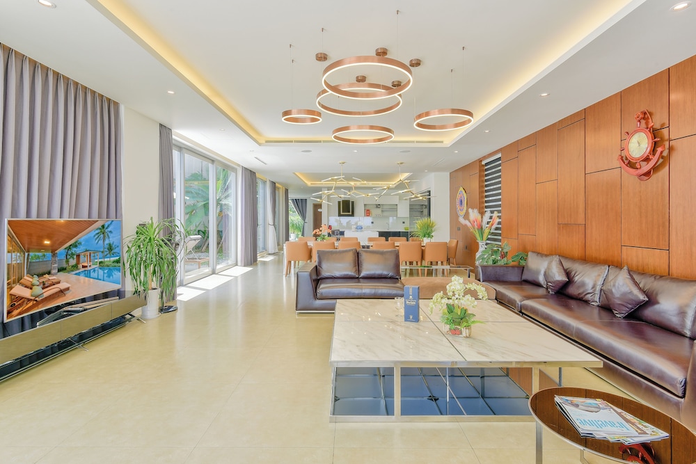 Ocean Luxury Villas Danang
