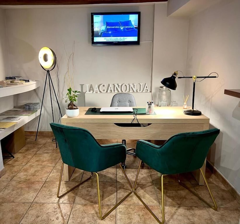 Hostal Boutique La Canonja