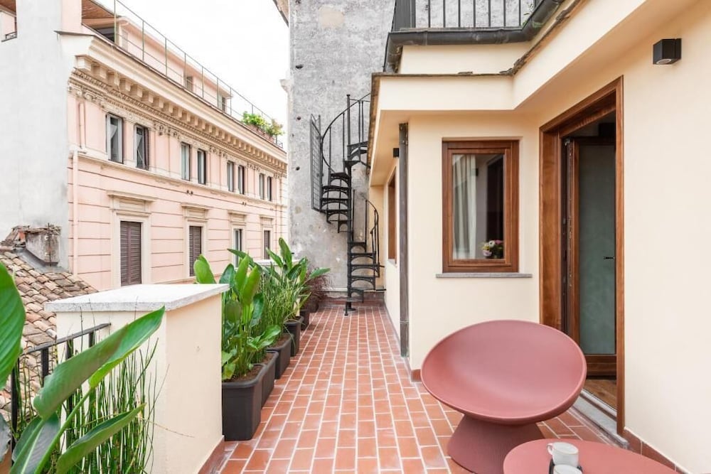 PALAZZO OLIVIA - RESIDENZA LEUTARI