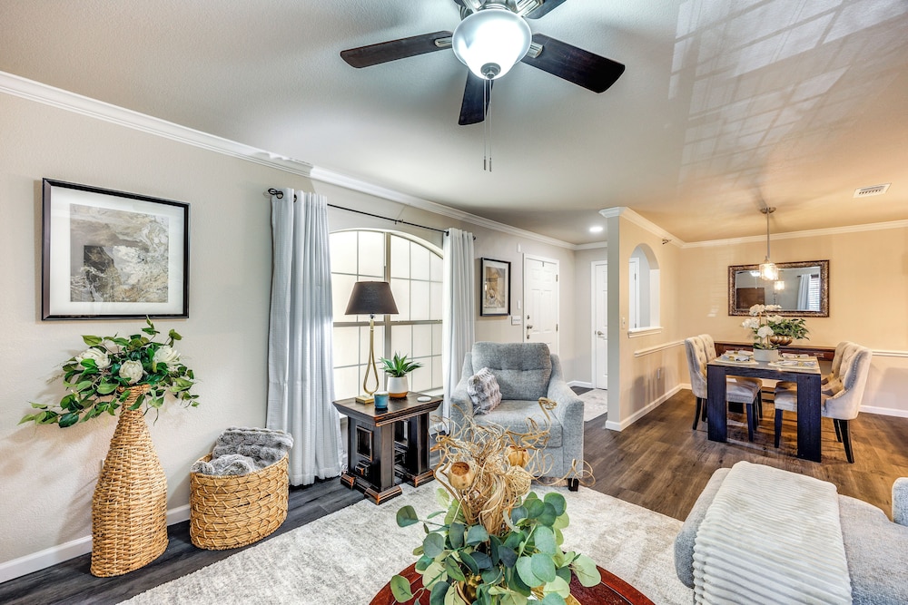 San Antonio Condo: 10 Mi to Dtwn!