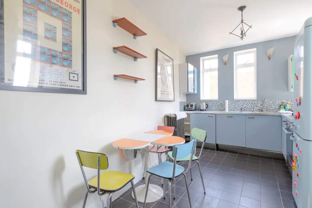 Stylish & Welcoming 3BD Flat - Stoke Newington