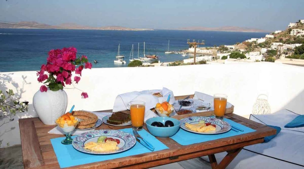 Mykonos Moussa Suites