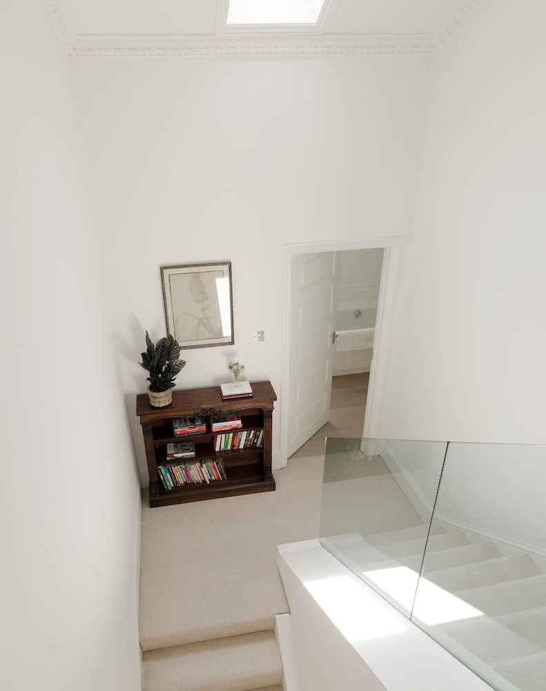 Luxurious 3-bedroom Notting Hill