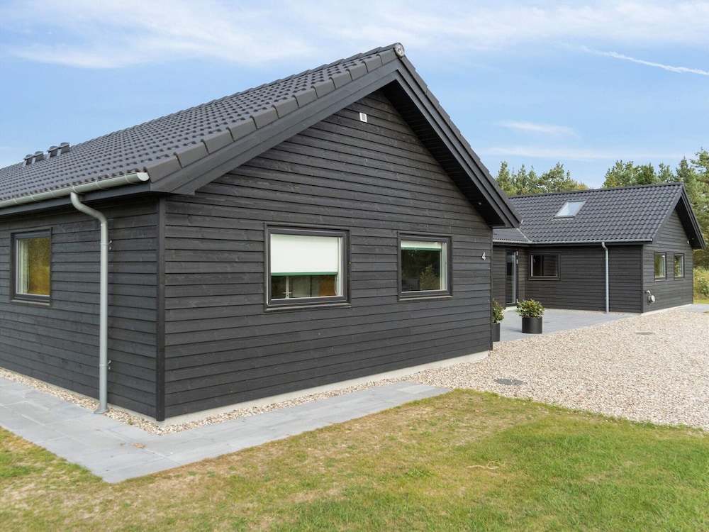5 Star Holiday Home in Norre Nebel