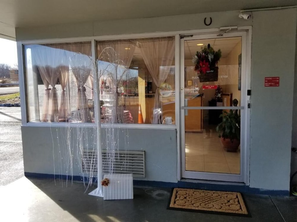 The Edyn Motel