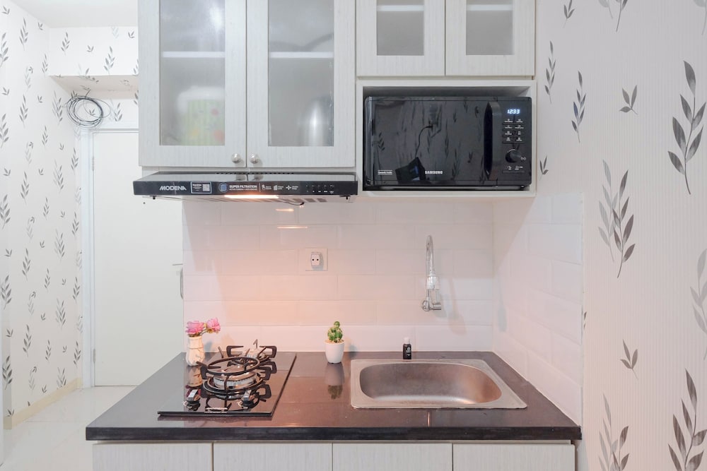 Soft And Strategic Studio At Green Pramuka City Apartment