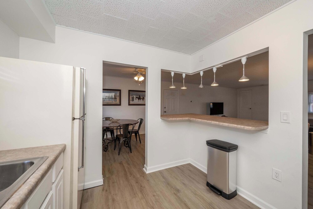 The Grand Elm Suite 2 Sleeps 6