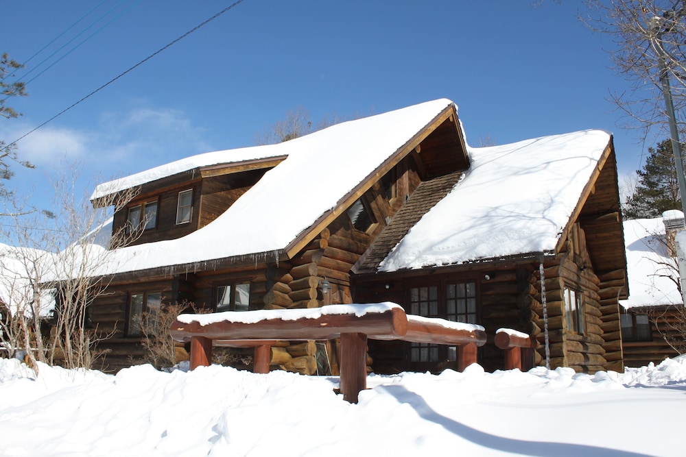 Urube Village