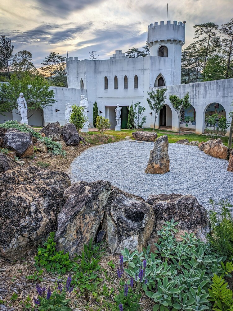 Uhuburg Castle