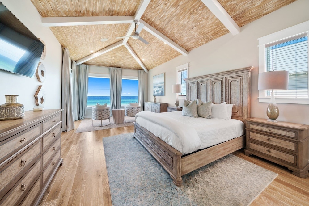 Teddy's Heaven 7 Bedroom Home